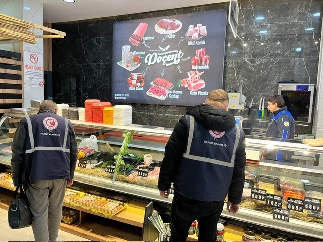 Haksız Fiyat Artışı ve Fiyat Etiketi Denetimleri, ilimizde yoğun bir şekilde sürdürülmektedir.